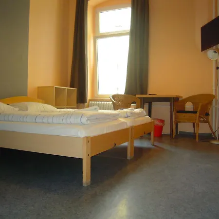 Happy Go Lucky + Schoneberg Hotel Berlin