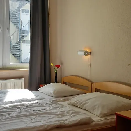 Happy Go Lucky + Schoneberg Hotel Berlin